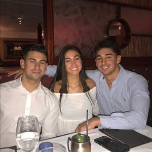 Meet your Posher, Enza